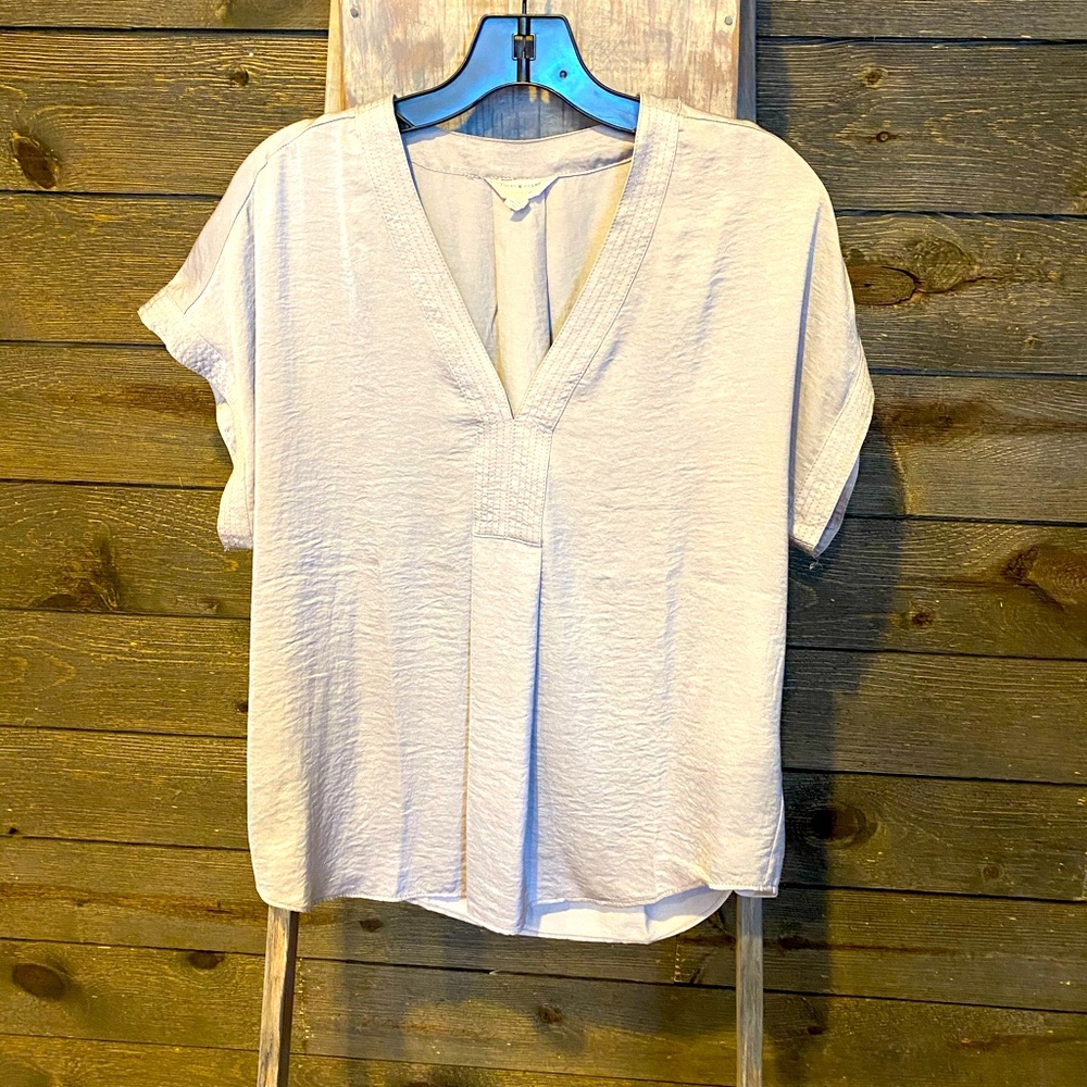 Beautiful Lucky Brand silver gently worn blouse ✨